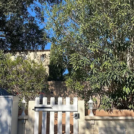 Apartment Golfe De Saint Tropez, Evasion Ensoleillee, 1 , 1 Canape Lit , Terrasse