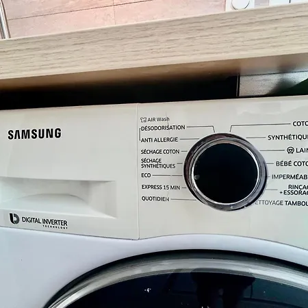 Golfe De Saint Tropez, 5min Beach, 1 , 1 Canape Lit , Terrasse Daire