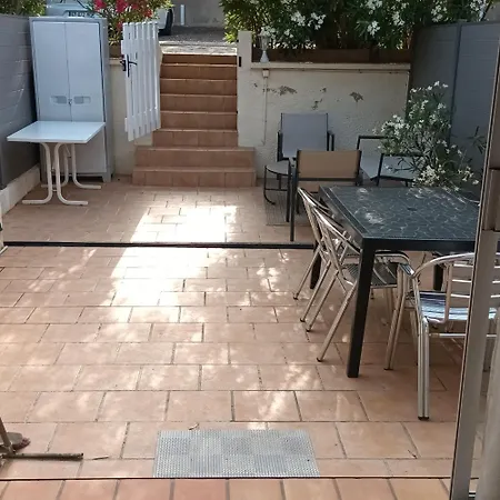 Golfe De Saint Tropez, Evasion Ensoleillee, 1 , 1 Canape Lit , Terrasse