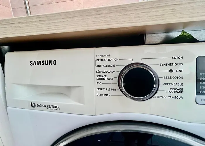 Golfe De Saint Tropez, 5min Beach, 1 , 1 Canape Lit , Terrasse Daire