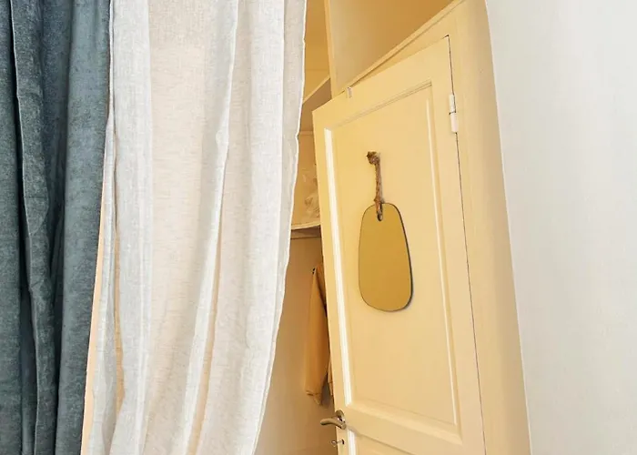 Golfe De Saint Tropez, 5min Beach, 1 , 1 Canape Lit , Terrasse Daire Gassin