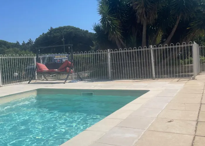 Daire Golfe De Saint Tropez, 5min Beach, 1 , 1 Canape Lit , Terrasse Gassin